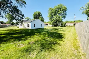 715 8th St, Colona, IL 61241 - Photo 13