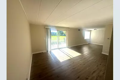 1112 Westover Lane #1B, Schaumburg, IL 60193 - Photo 3