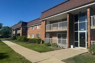 1112 Westover Ln, Schaumburg, IL 60193 - Photo 1