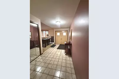 10158 S 87th Court, Palos Hills, IL 60465 - Photo 3
