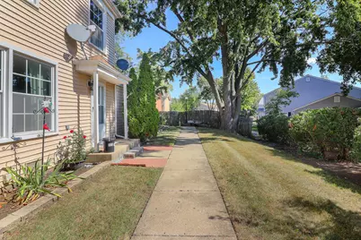 419 Sidney Avenue #C, Glendale Heights, IL 60139 - Photo 15