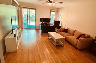 229 Wethington Dr, Wauconda, IL 60084 - Photo 9