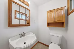 1432 Schramm Dr, Westmont, IL 60559 - Photo 11