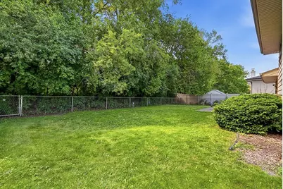 1432 Schramm Drive, Westmont, IL 60559 - Photo 25