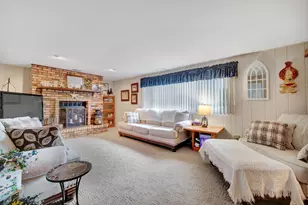 12132 S James Dr, Alsip, IL 60803 - Photo 17