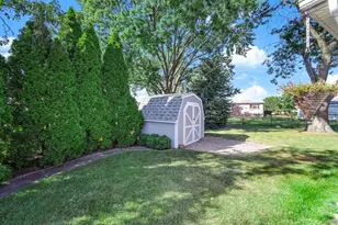 12132 S James Dr, Alsip, IL 60803 - Photo 23