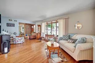 12132 S James Dr, Alsip, IL 60803 - Photo 5