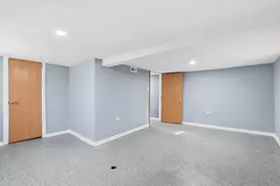5723 S Marshfield Ave, Chicago, IL 60636 - Photo 27