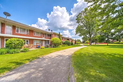 1101 Holiday Lane #3, Des Plaines, IL 60016 - Photo 13