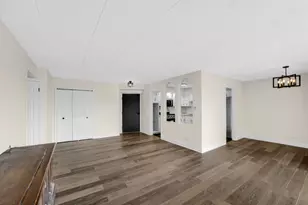 11116 S Longwood Dr, Chicago, IL 60643 - Photo 9