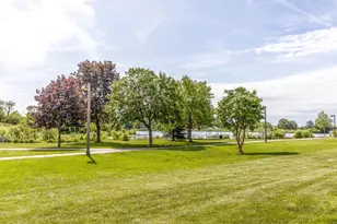 4 Echo Ct, Vernon Hills, IL 60061 - Photo 19