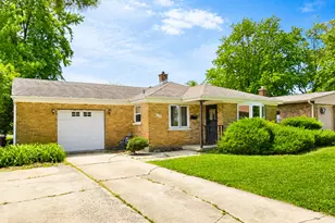 250 W 10th St, Chicago Heights, IL 60411 - Photo 1