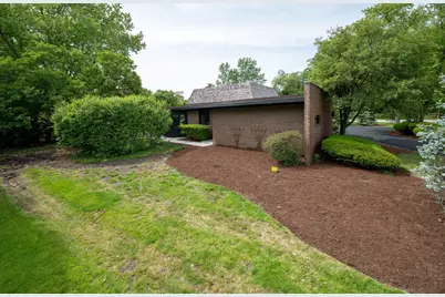 8100 S Park Avenue, Burr Ridge, IL 60527 - Photo 29