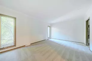 8100 S Park Ave, Burr Ridge, IL 60527 - Photo 17