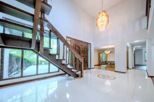 8100 S Park Ave, Burr Ridge, IL 60527 - Photo 5
