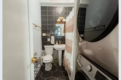 1817 N Lawndale Avenue, Chicago, IL 60647 - Photo 21