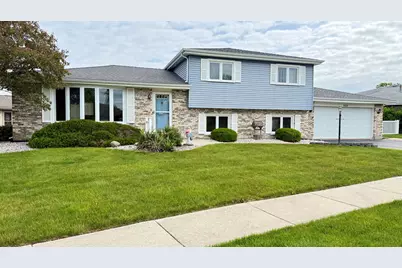 8514 161st Street, Tinley Park, IL 60487 - Photo 1