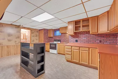 4176 Kenwood Avenue, Gurnee, IL 60031 - Photo 23