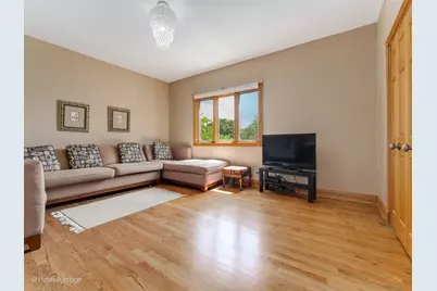 6738 N Sauganash Avenue, Lincolnwood, IL 60712 - Photo 19