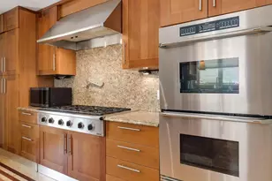 6738 N Sauganash Ave, Lincolnwood, IL 60712 - Photo 13
