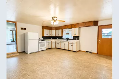 1112 1st Avenue, Ottawa, IL 61350 - Photo 5