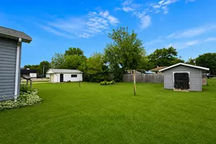 1112 1st Ave, Ottawa, IL 61350 - Photo 3
