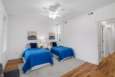 1926 W Oakdale Avenue, Chicago, IL 60657 - Photo 19
