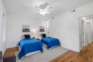 1926 W Oakdale Ave, Chicago, IL 60657 - Photo 19