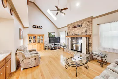 1120 Redwood Drive, Algonquin, IL 60102 - Photo 17