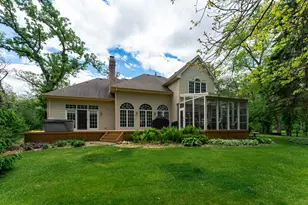 2319 Thompson Rd, Bull Valley, IL 60097 - Photo 31