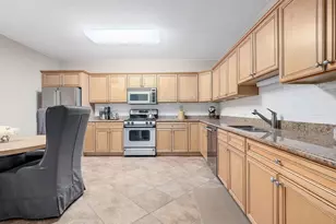 586 Crescent Blvd, Glen Ellyn, IL 60137 - Photo 11