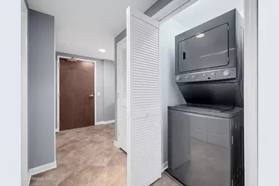 586 Crescent Boulevard #304, Glen Ellyn, IL 60137 - Photo 15