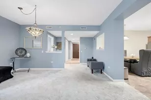 586 Crescent Blvd, Glen Ellyn, IL 60137 - Photo 9