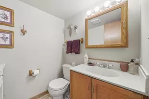 312 Brookdale Dr, Bloomingdale, IL 60108 - Photo 9