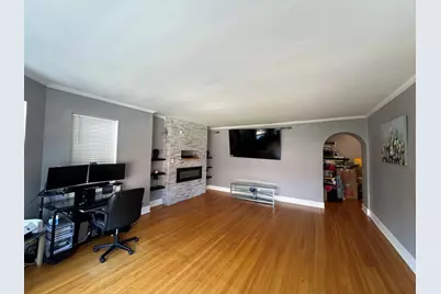 6926 S Paxton Avenue #2S, Chicago, IL 60649 - Photo 5