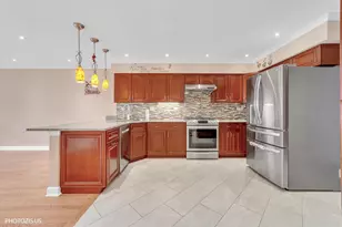 763 Grosse Pointe Cir, Vernon Hills, IL 60061 - Photo 15