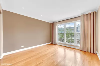 763 Grosse Pointe Circle, Vernon Hills, IL 60061 - Photo 37