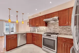 763 Grosse Pointe Cir, Vernon Hills, IL 60061 - Photo 17