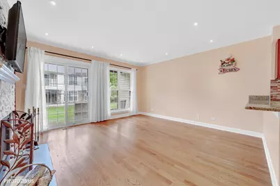 763 Grosse Pointe Circle, Vernon Hills, IL 60061 - Photo 23