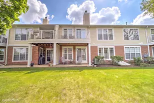 763 Grosse Pointe Cir, Vernon Hills, IL 60061 - Photo 45