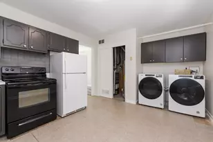 906 Fairchild Ave, Normal, IL 61761 - Photo 15
