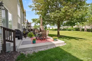 1221 Oakleaf Ct, Aurora, IL 60506 - Photo 23