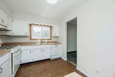 865 Sheldon Court #C, Wheaton, IL 60189 - Photo 5