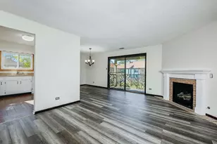865 Sheldon Ct, Wheaton, IL 60189 - Photo 3