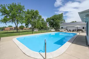 888 Sunset Ln, Sycamore, IL 60178 - Photo 31