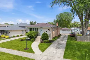 11857 S Lawler Ave, Alsip, IL 60803 - Photo 9
