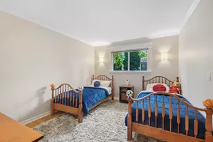 576 Bedford Ln, Des Plaines, IL 60016 - Photo 17