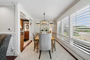 576 Bedford Ln, Des Plaines, IL 60016 - Photo 7