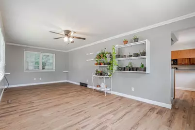 513 Maizefield Avenue, Bloomington, IL 61701 - Photo 5