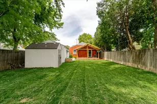513 Maizefield Ave, Bloomington, IL 61701 - Photo 31